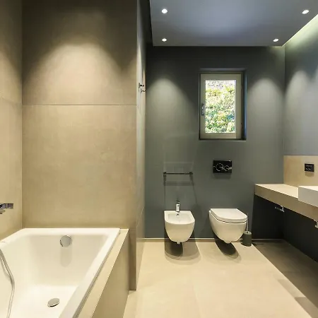 Sleeps 6 Pool Wifi Вилла Стреза