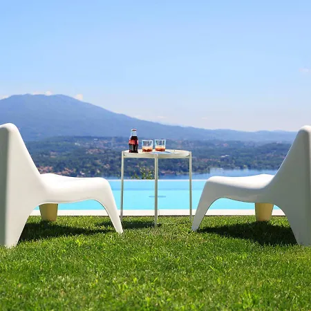 Sleeps 6 Pool Wifi Villa *