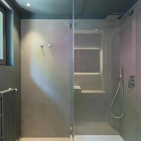 Sleeps 6 Pool Wifi Villa *