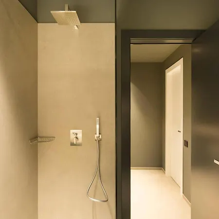 Sleeps 6 Pool Wifi Стреза